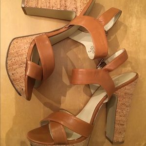 Bandolino brown leather platforms